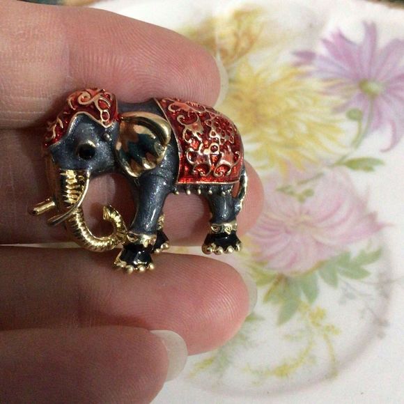NWT Elephant Brooch Pin Enamel Elephant Multi Color - Picture 5 of 9